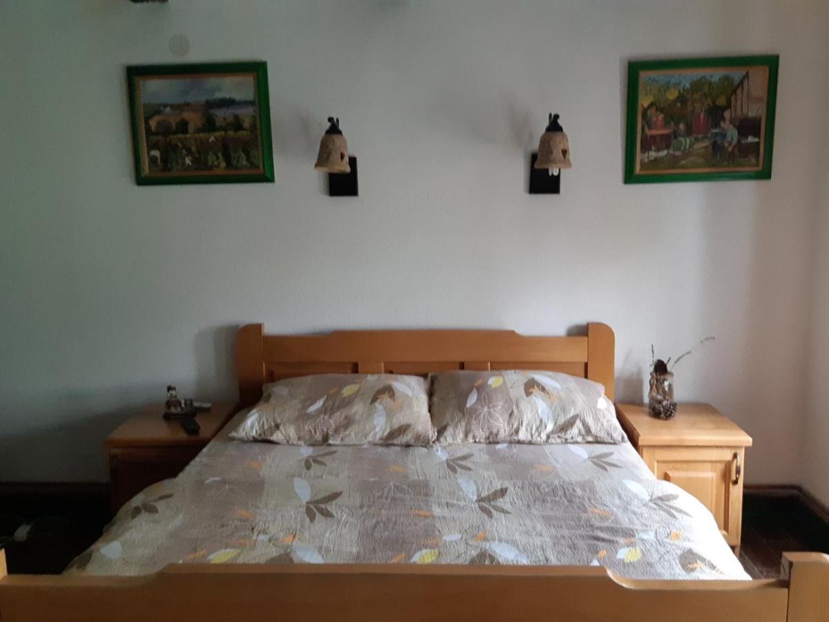 Ilkicev Kucerak Apartman Vrdnik Exteriör bild